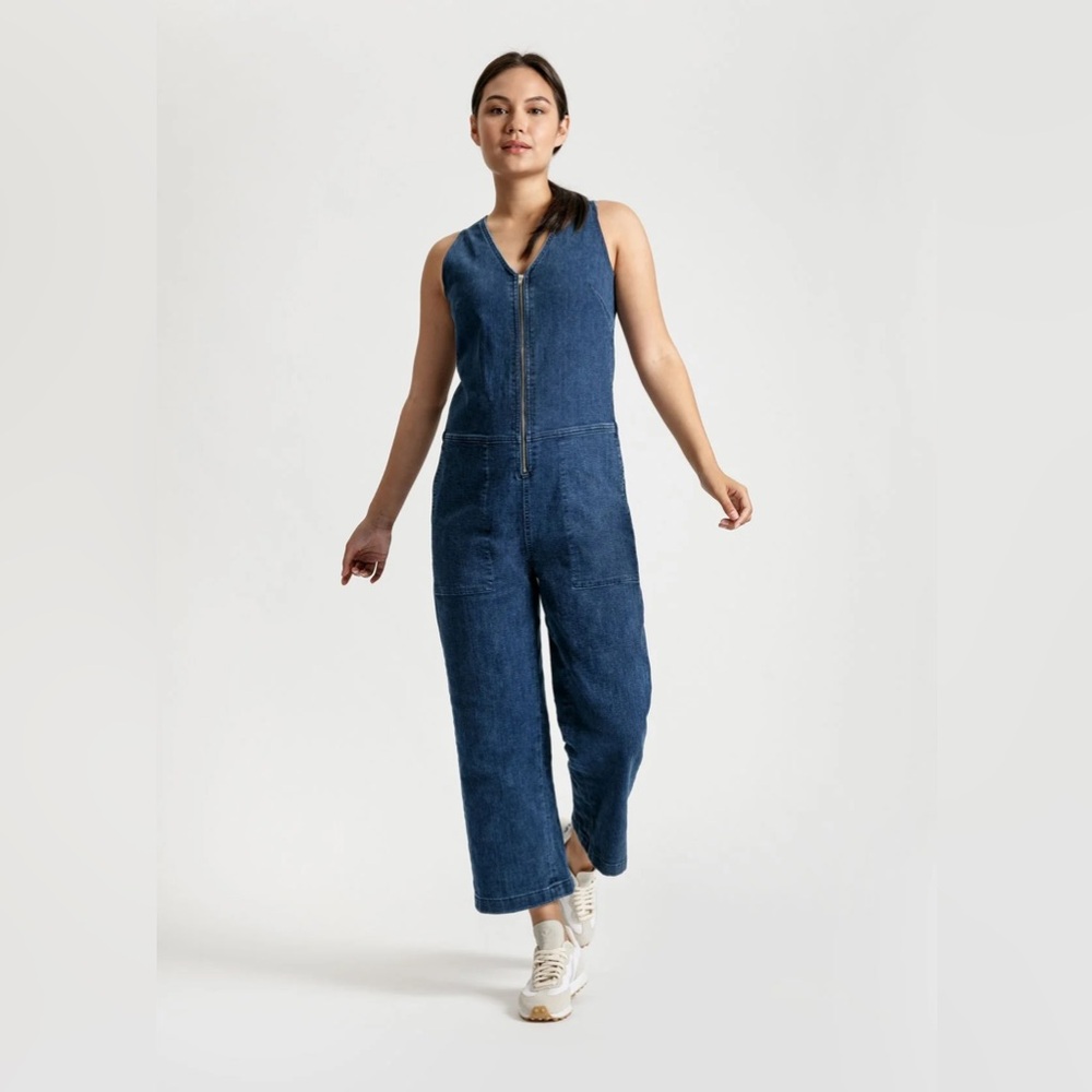 BNWOT Duer Women's Stretch Denim Jumpsuit Size Medium